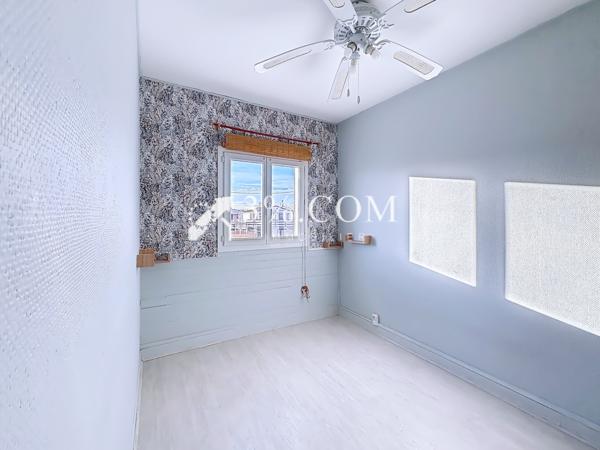 Chalet 8 pièce(s) 5 chambre(s) 100 m²