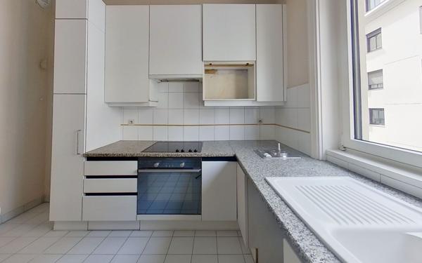 Appartement à vendre    3 pièces • 76,06 m2 Lyon 6