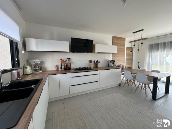 Maison - À vendre - 200 m² - SAINT-DOULCHARD | The Door Man