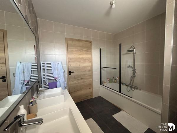 Maison - À vendre - 200 m² - SAINT-DOULCHARD | The Door Man