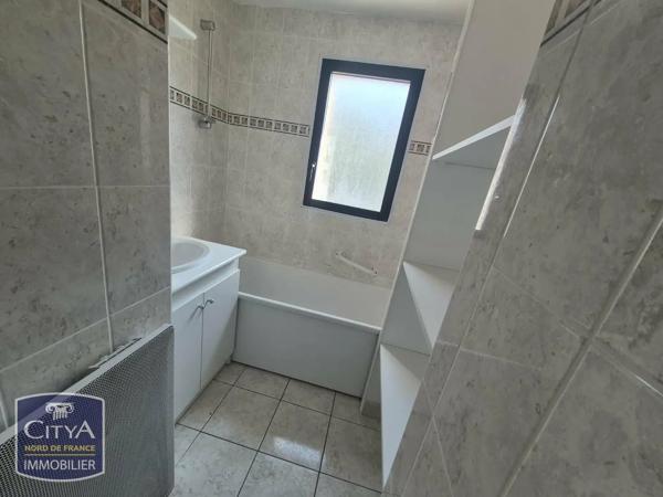 Appartement à louer 2 pièces 44m² Aire-sur-la-Lys (62120)