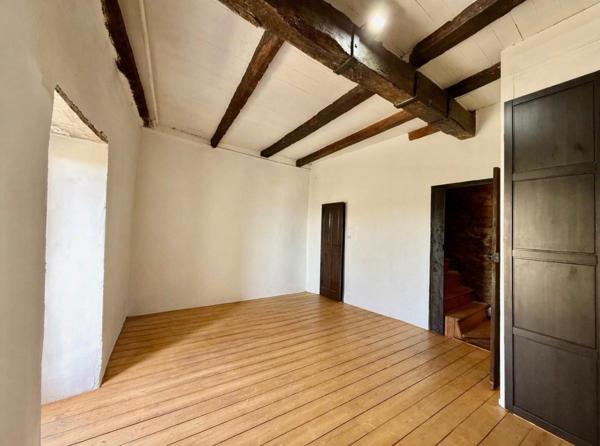 Sant'Andréa-di-Cotone (20221) Maison de village T3 de 87m2