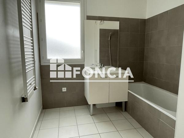 Location Appartement 2 pièces 39.26 m² - 9 RUE RENE VULLIEZ Grenoble 38000