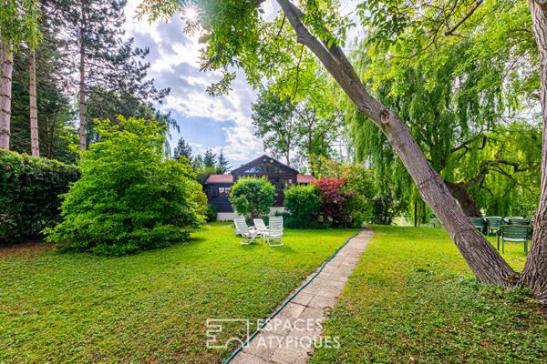 Chalet sur une île privée de la Seine à 45 min de l’Ouest de Paris
