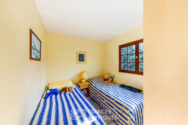 Chalet sur une île privée de la Seine à 45 min de l’Ouest de Paris