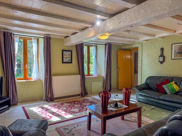 Maison à vendre à Vernoux-en-Gâtine (79240) - Deux-Sèvres