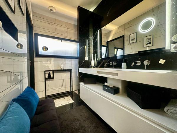 Maison - 5 pièces - 184m² - Guidel