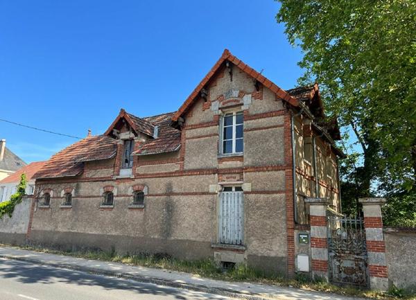 Maison à vendre    4 pièces •  Châteauneuf-sur-Loire