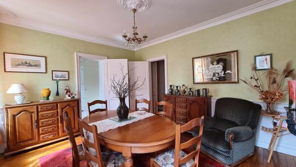 Maison avec du cachet dans le bourg