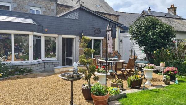 Maison avec du cachet dans le bourg