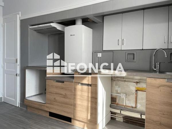 Location Appartement 3 pièces 72.8 m² - 24 RUE FERMAT Castres 81100