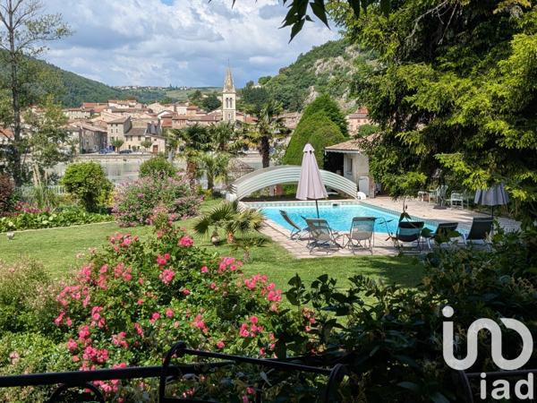 Demeure 16 pièces de 484 m² à Andancette (26140)