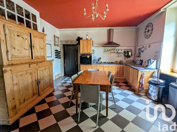 Demeure 16 pièces de 484 m² à Andancette (26140)