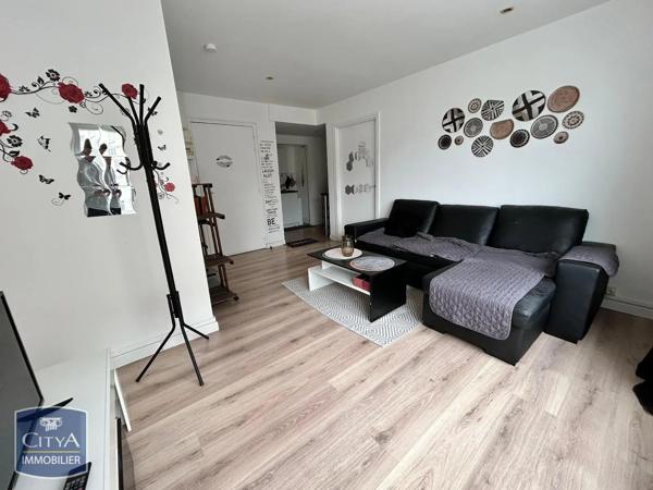 Appartement à louer 2 pièces 44.27m² Le Mans (72100)