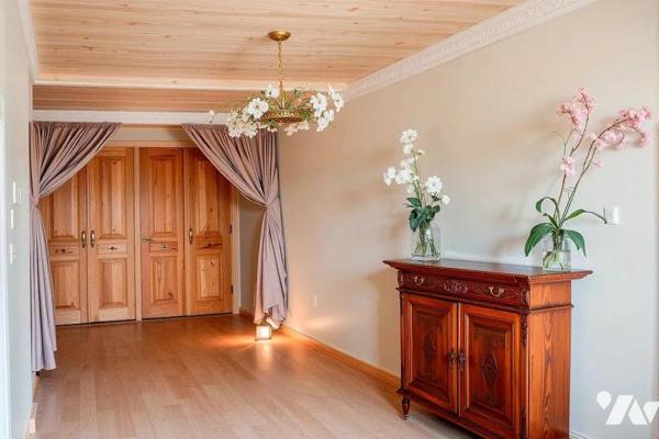 MAISON A VENDRE - GEX - QUARTIER TOUGIN - SH 179 m2 - 8 pièces - Dépendances, cour et jardin