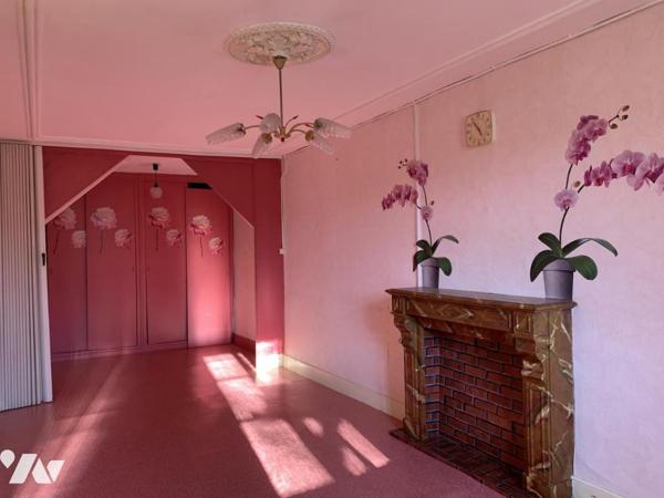 MAISON A VENDRE - GEX - QUARTIER TOUGIN - SH 179 m2 - 8 pièces - Dépendances, cour et jardin