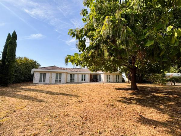 Maison à vendre 7 pièces  (86)