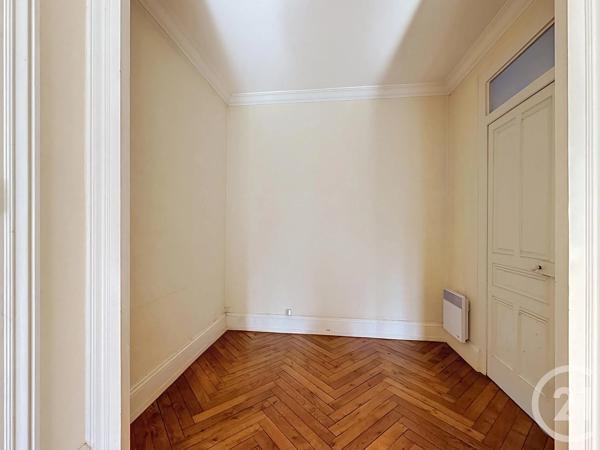 Appartement F2 Bis à vendre  2 pièces - 72,14 m 2   LYON  - 69007