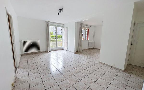 Appartement à vendre    4 pièces • 67,75 m2 Billère