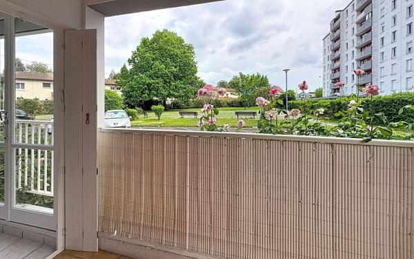Appartement à vendre    4 pièces • 67,75 m2 Billère