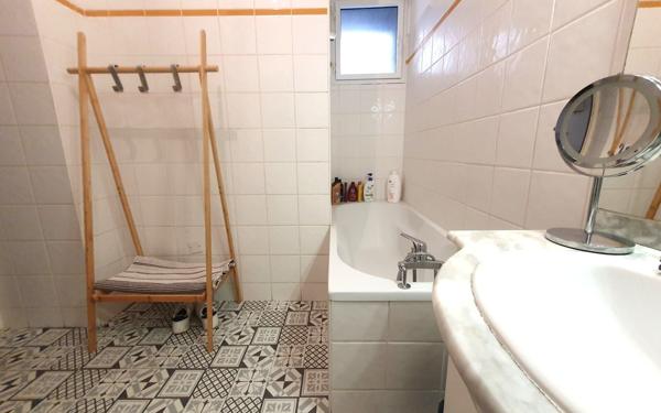 Appartement à vendre    3 pièces • 62,38 m2 Agde