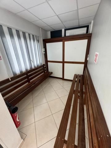 Magnifique immeuble d'investissement cabinet médical / appartements T2