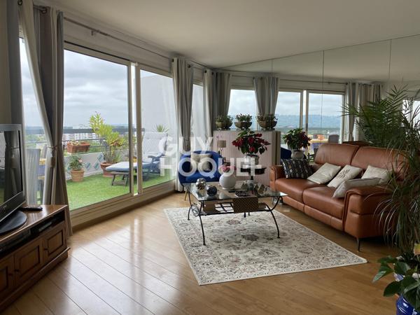 APPARTEMENT À VENDRE DE 5 PIÈCES DE 108,20 M²