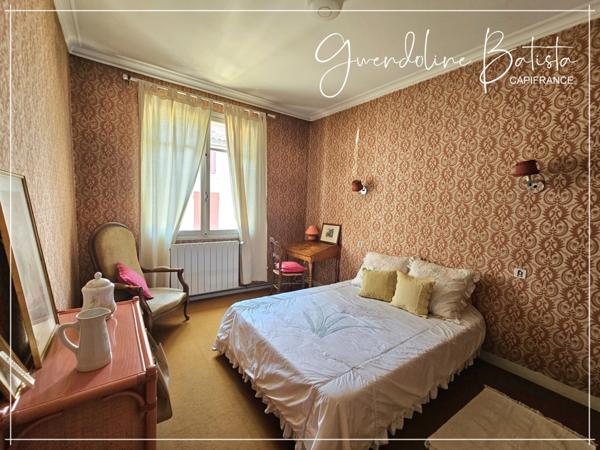 Maison de village avec local commercial 195m² - Castillonnès