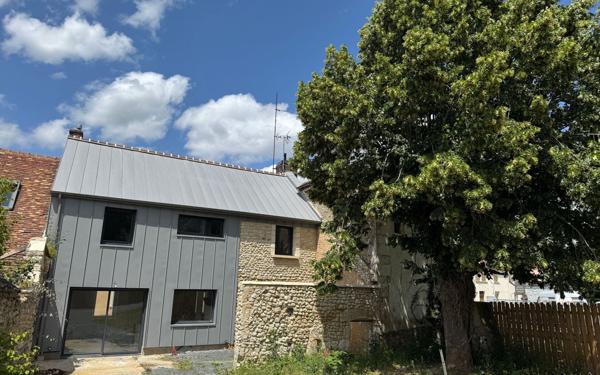 Maison à vendre    6 pièces •  Nogent-le-Rotrou