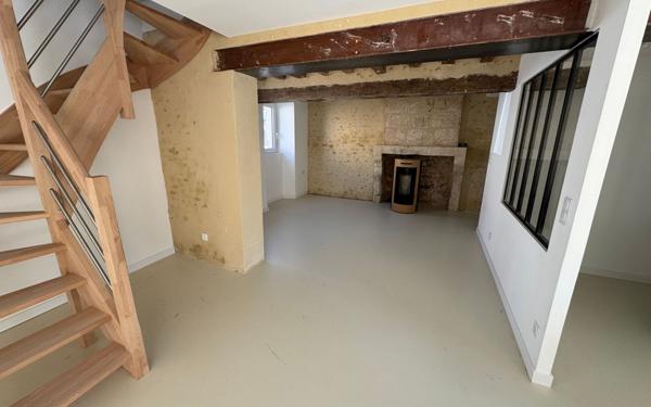 Maison à vendre    6 pièces •  Nogent-le-Rotrou