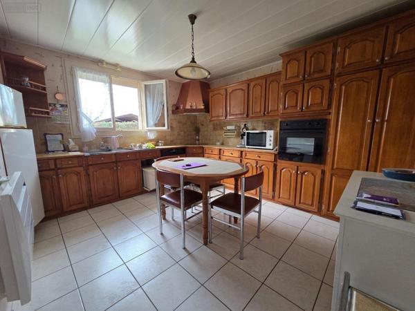 Maison à vendre à Aixe-sur-Vienne en Haute-Vienne (87700), ref : 87006/1255