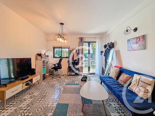 Maison à vendre  3 pièces - 60,50 m 2   ST MARTIN DE CRAU  - 13