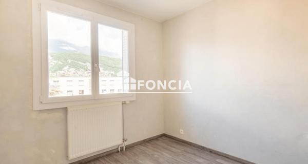 Location Appartement 3 pièces 56.55 m² - Le Pont-de-claix 38800