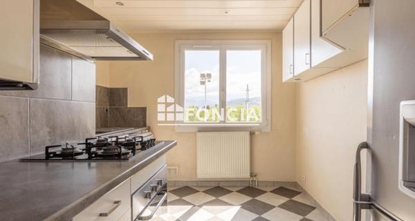 Location Appartement 3 pièces 56.55 m² - Le Pont-de-claix 38800