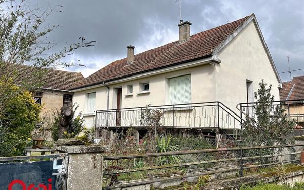 Maison à vendre    4 pièces •  Montmarault