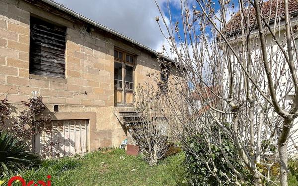 Maison à vendre    4 pièces •  Montmarault