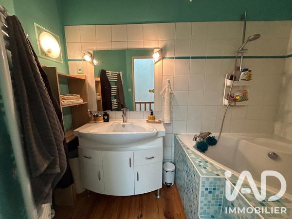 Location maison 4 pièces 83 m² Tournon-sur-Rhône