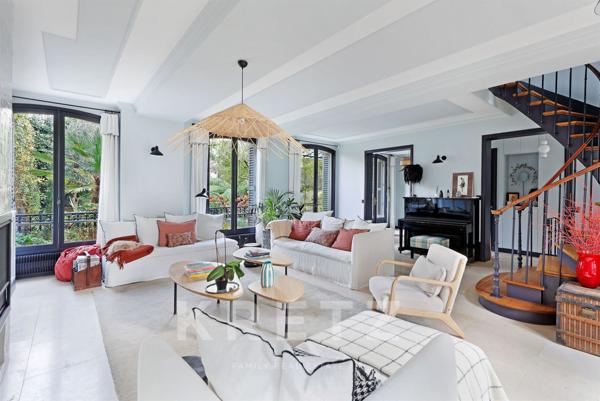 Maison Familiale avec jardin et patio