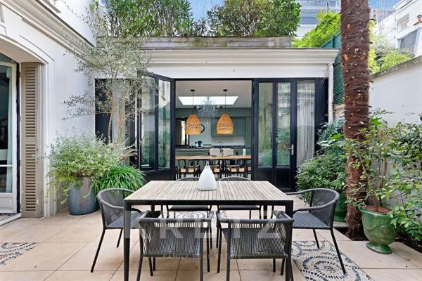 Maison Familiale avec jardin et patio