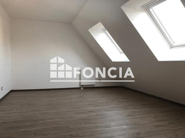 Location Studio 30.45 m² - 58 RUE CROIX PASQUIER Tours 37100