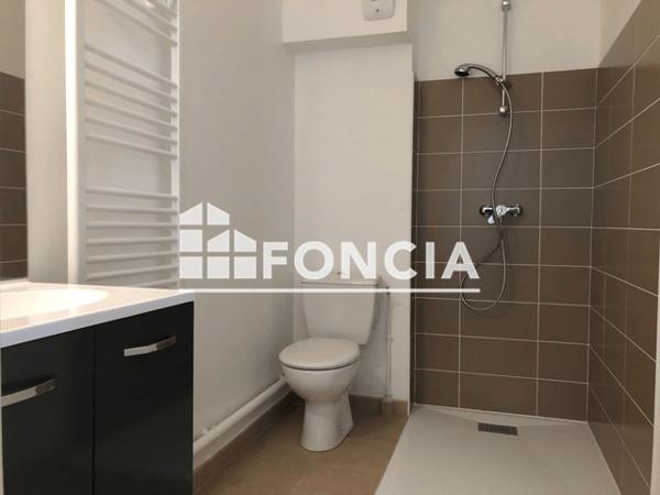 Location Studio 30.45 m² - 58 RUE CROIX PASQUIER Tours 37100