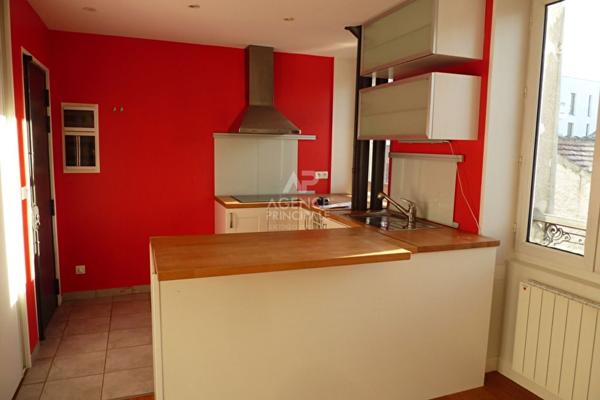 Appartement Rueil Malmaison 2 pièce(s) 41 m2 Loyer 1 105 €/mois charges comprises **  - Référence  19487