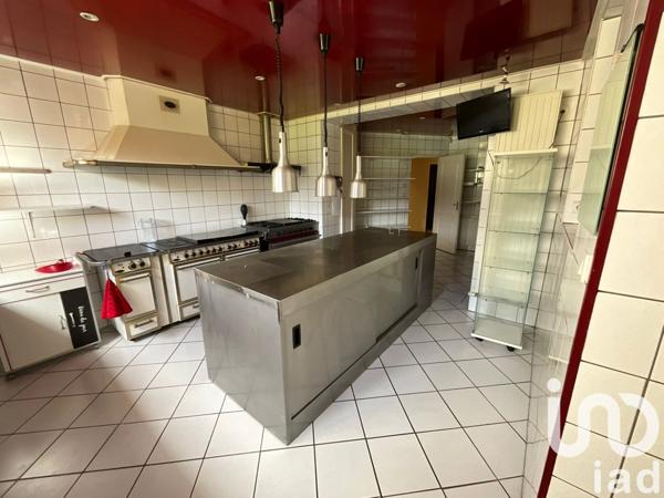 Maison à vendre 10 pièces 656 m² Thuré