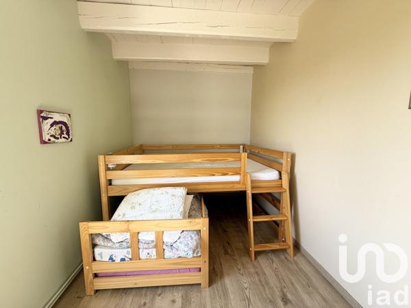 Maison traditionnelle 6 pièces de 198 m² à Lissac-et-Mouret (46100)