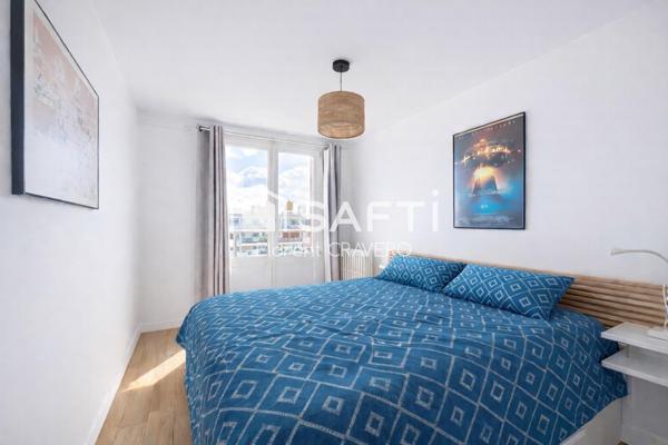 Dernier étage à 7 min du métro Mairie de Montreuil