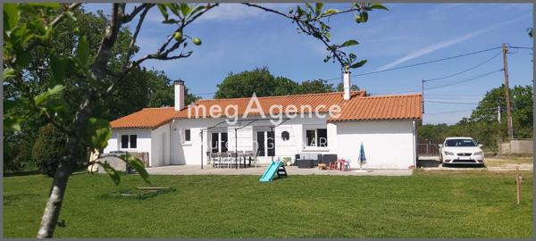 Maison à BRESSUIRE, 79300 - 6 pièces 96m²