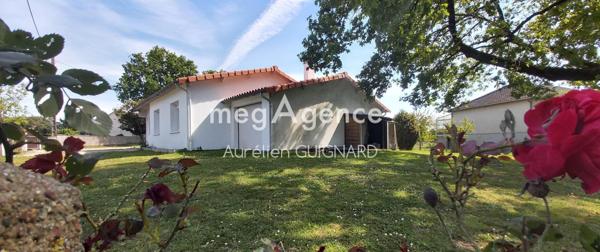 Maison à BRESSUIRE, 79300 - 6 pièces 96m²