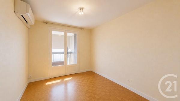 Appartement T3 à vendre  3 pièces - 79 m 2   COLOMIERS  - 31