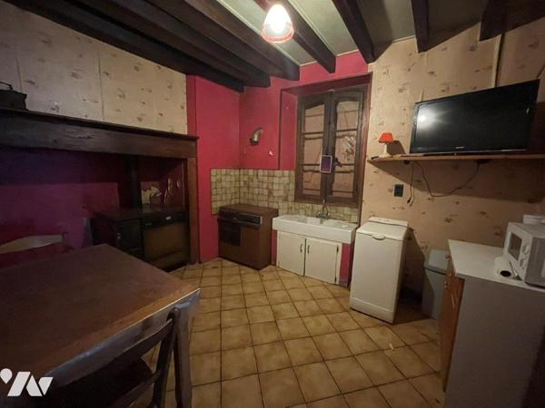 Entre VILLECOMTAL et MARCIAC, maison ancienne et dépendances à rénover sur 1ha11a86ca