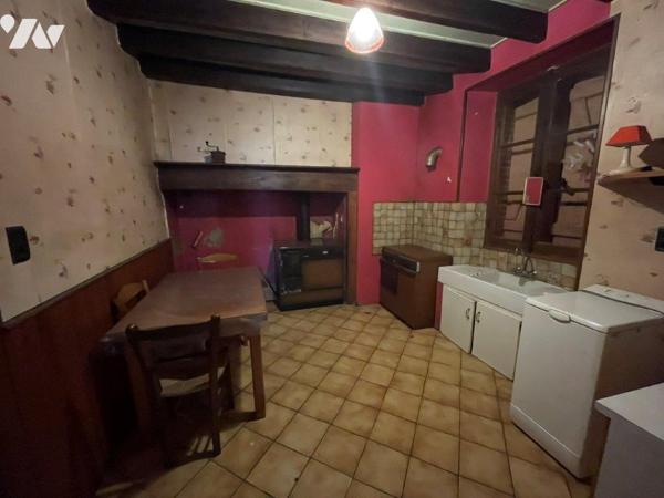 Entre VILLECOMTAL et MARCIAC, maison ancienne et dépendances à rénover sur 1ha11a86ca